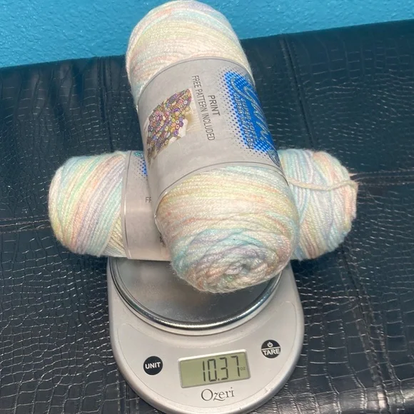 2 NWT 10 oz / 184g I Love This Yarn Super Soft Super Savings 100% Acrylic - Picture 5 of 6